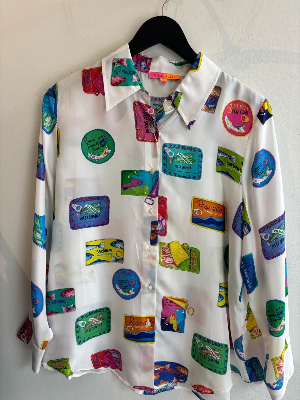 Vilagallo White Silk-Blend Button-Down Shirt with Multicolor Can Print